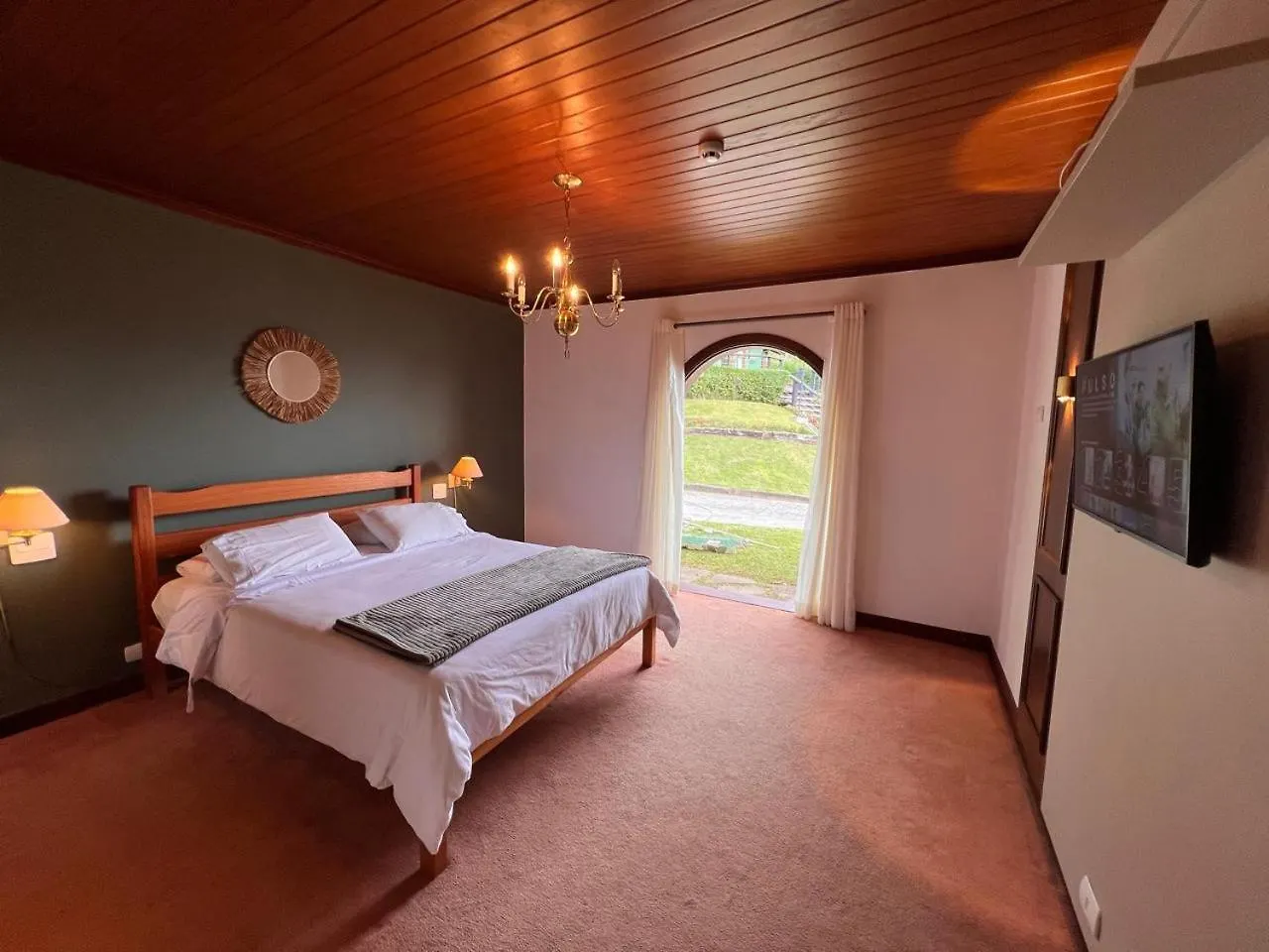 ****  Smart Hotel Reserva Campos Do Jordao Brazil