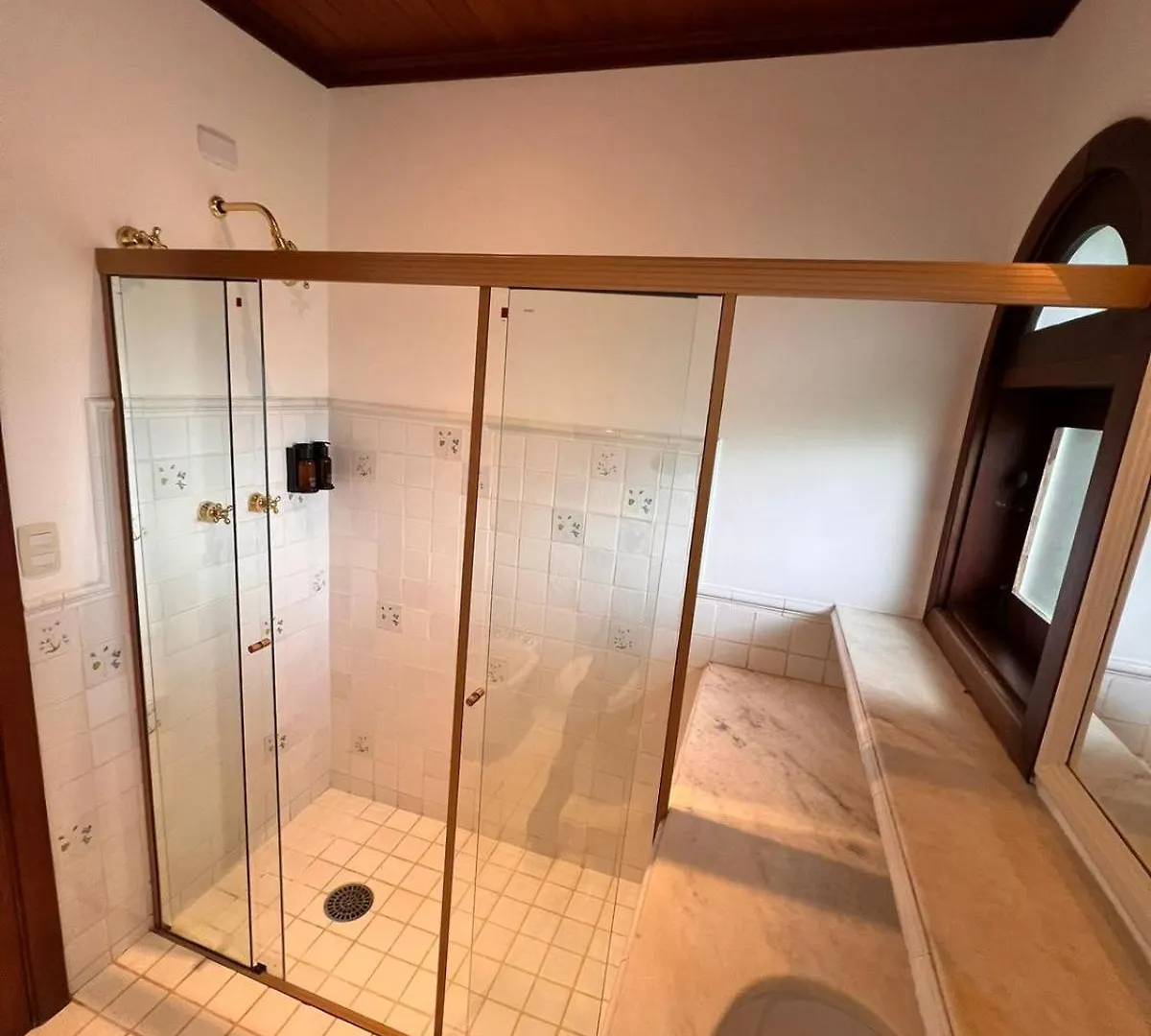 ****  Smart Hotel Reserva Campos Do Jordao Brazil